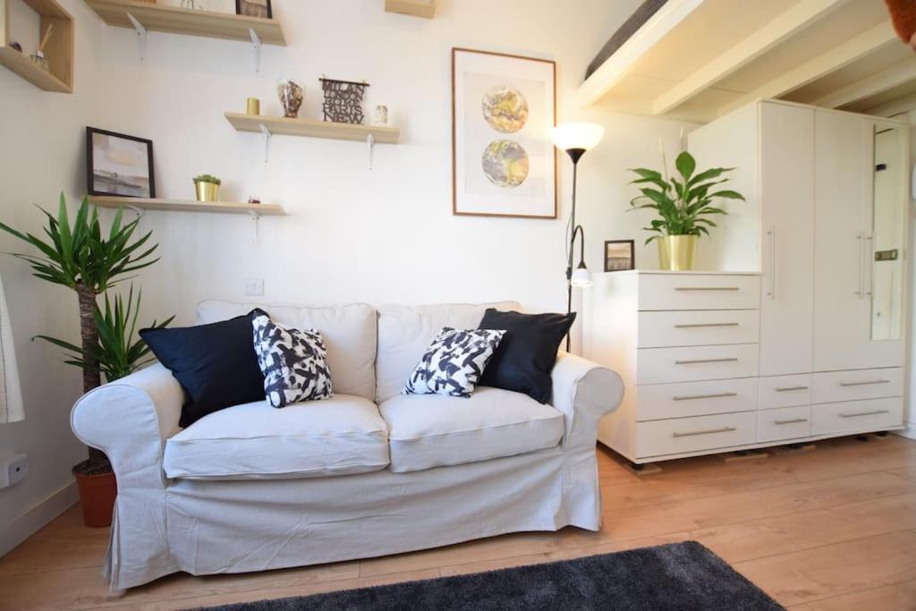 לונדון Stylish Studio Apartment Camden מראה חיצוני תמונה