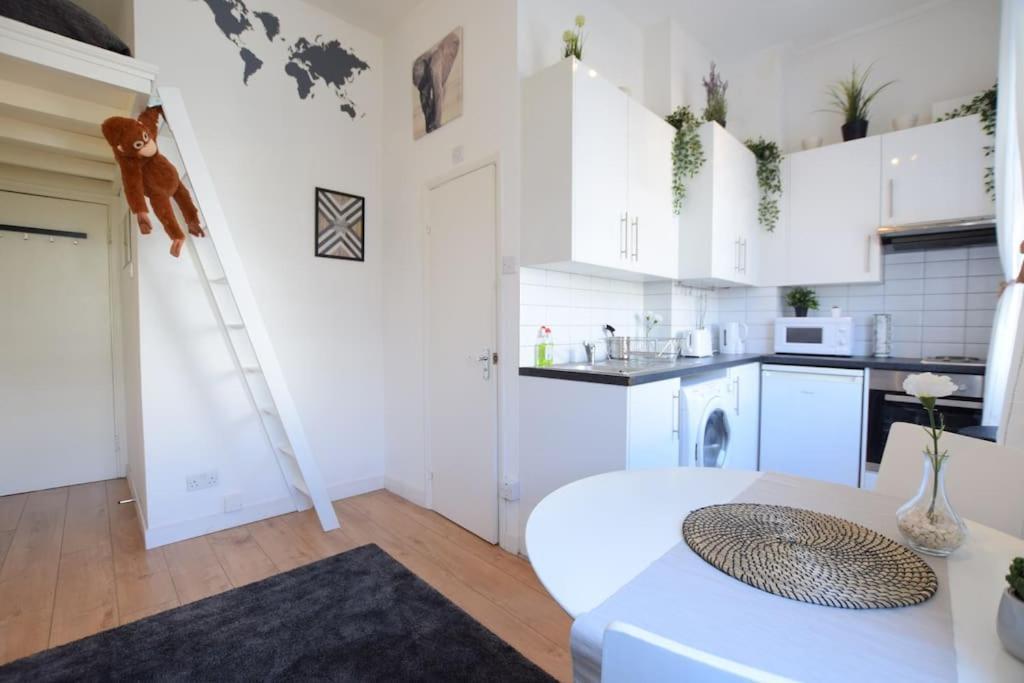 לונדון Stylish Studio Apartment Camden מראה חיצוני תמונה